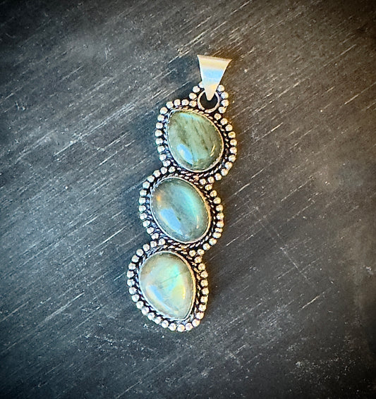 Blair | Labradorite Pendant