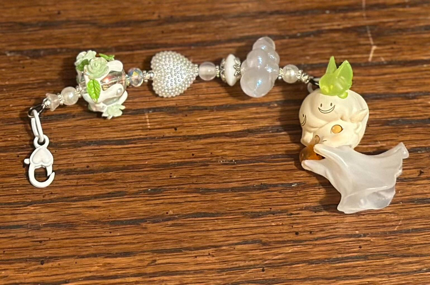 Dimoo Ghost Beaded Bag Chain: Kawaii Pastel Goth Accessory
