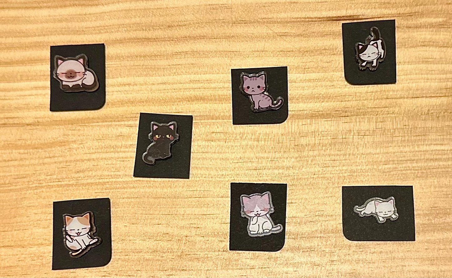 Sleepy Kitten Needle Minder - Mini Kitty Cat Magnetic Needle Minder