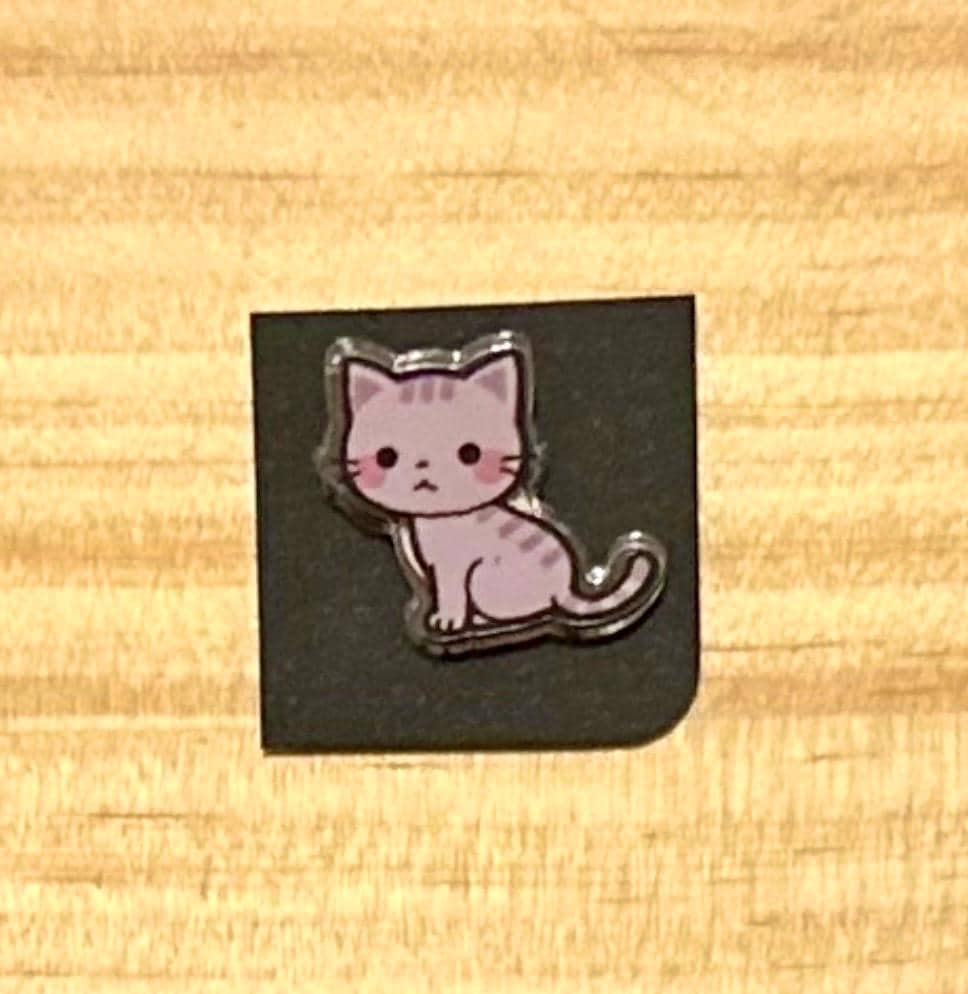 Sleepy Kitten Needle Minder - Mini Kitty Cat Magnetic Needle Minder
