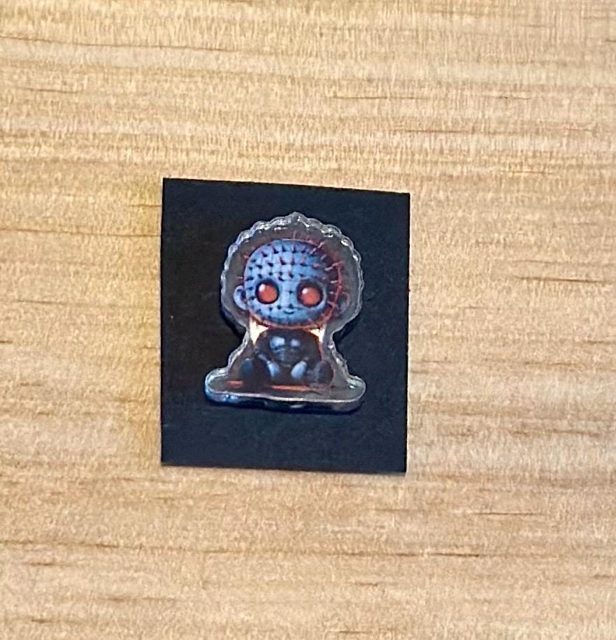 Pinhead Needle Minder: Hellraiser Horror Magnetic Accessory