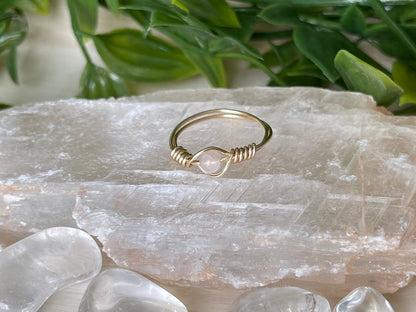 Rose Quartz | Small Stone Ring